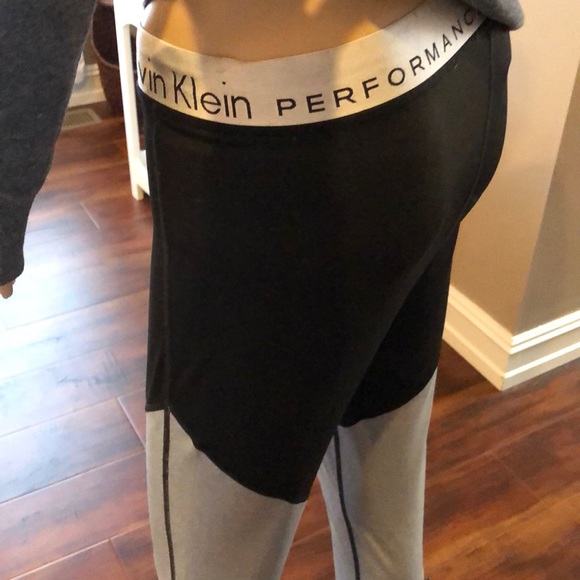 Calvin Klein performance leggings - Picture 4 of 6